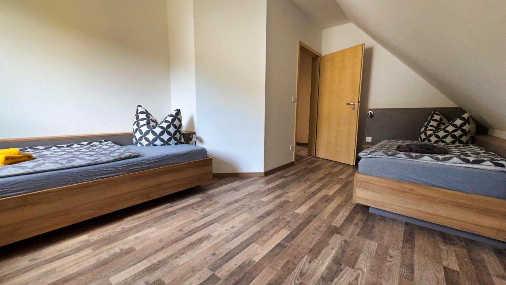 Ferienhaus Zum Findling غورين المظهر الخارجي الصورة