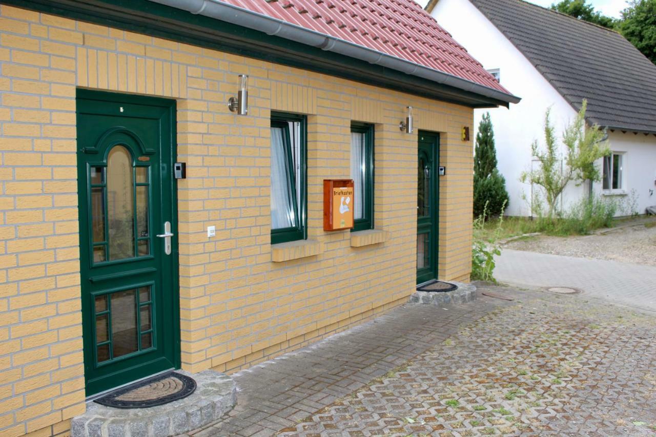 Ferienhaus Zum Findling غورين المظهر الخارجي الصورة