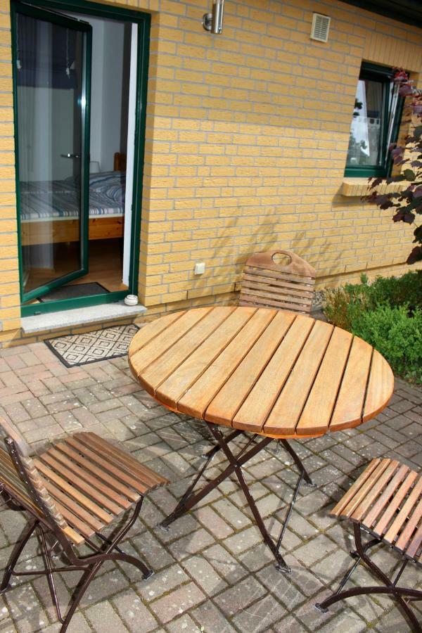 Ferienhaus Zum Findling غورين المظهر الخارجي الصورة